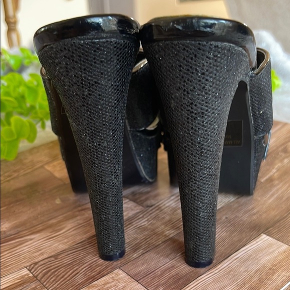 Sparkly Black Platform Sandals with Stiletto Heel - Picture 3 of 9
